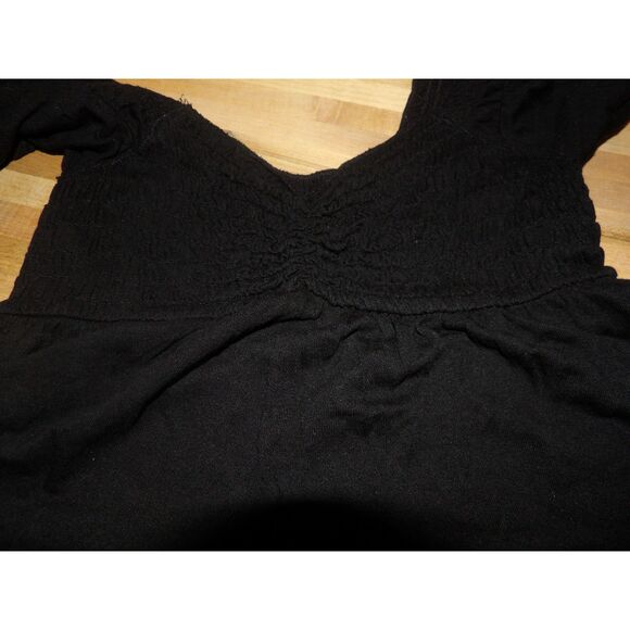 Urban Outfitters cropped black blouse S - Picture 4 of 4
